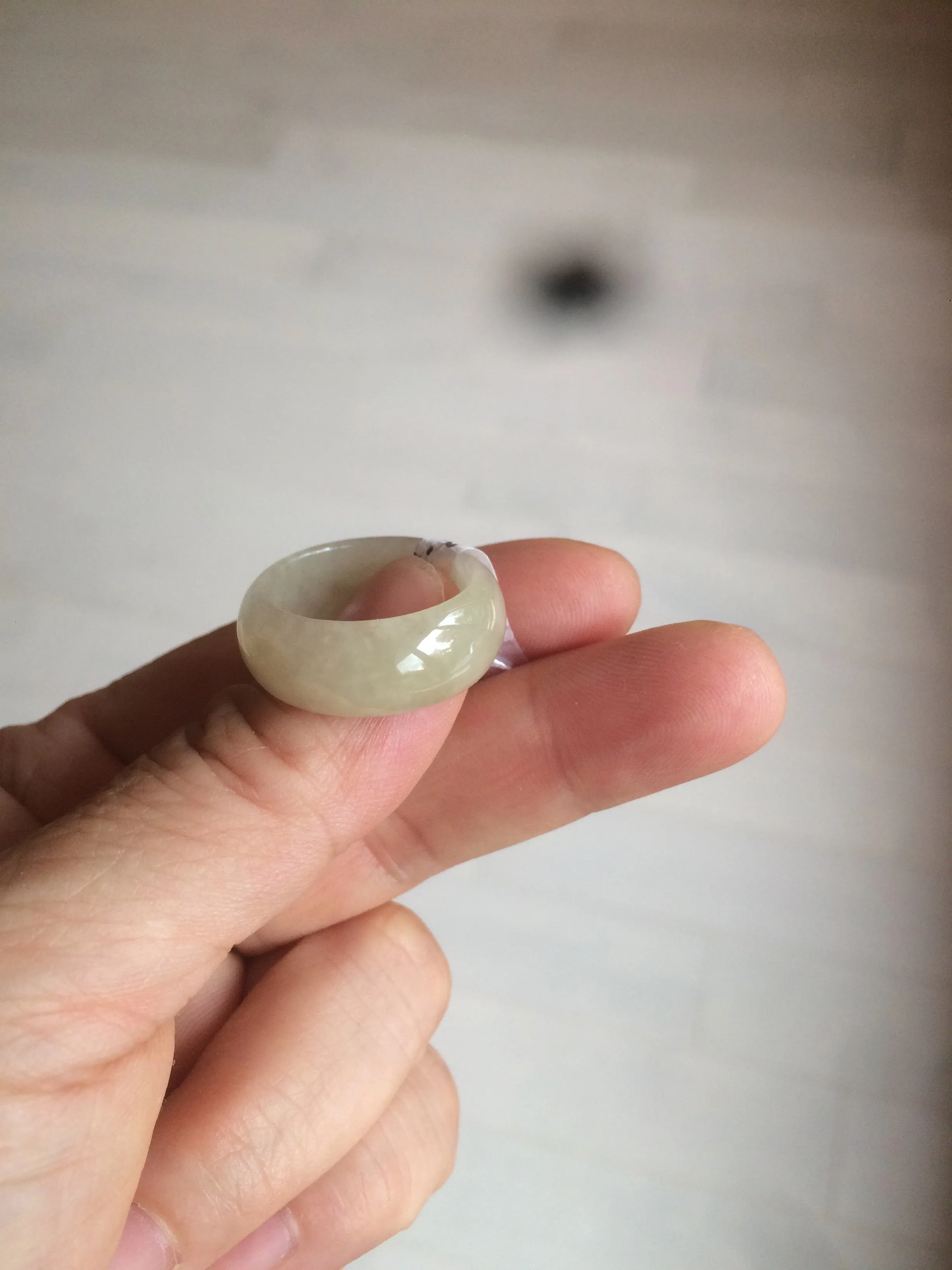 100% natural type A light yellow/gray (黄冰) jadeite jade band ring AZ98