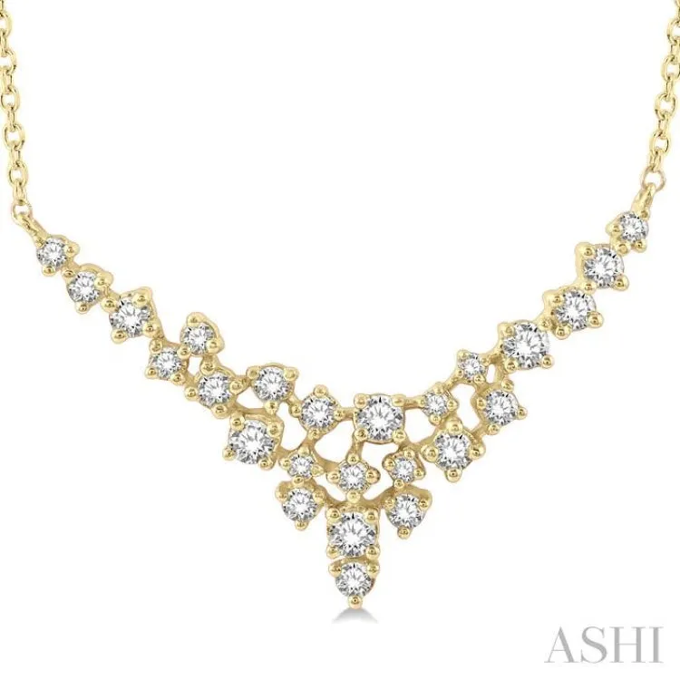 1/2 Ctw V-Shape Round Cut Diamond Scatter Necklace in 14K Yellow Gold