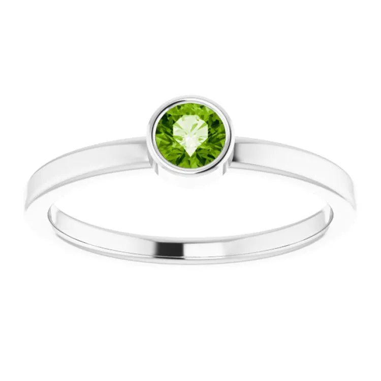 14K White 4 mm Natural Peridot Ring