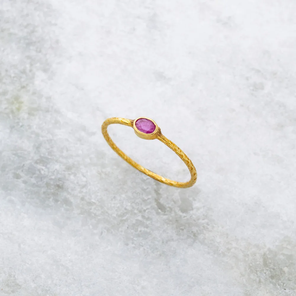 Adriana, 18k Gold Ruby Ring