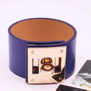 All-match wide leather ladies bracelet