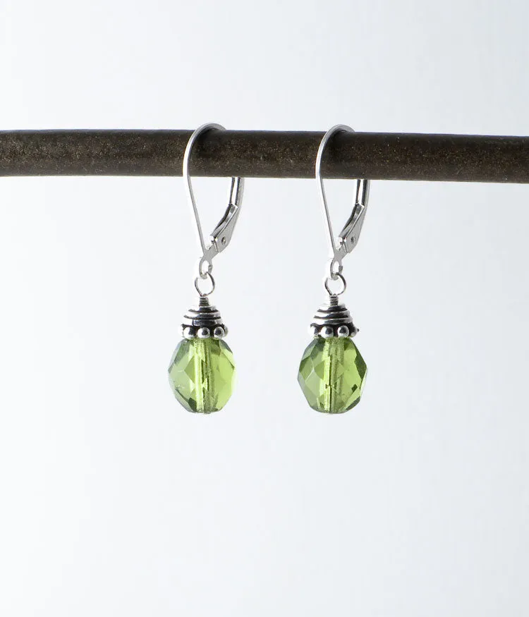 Betsy Earrings (peridot)