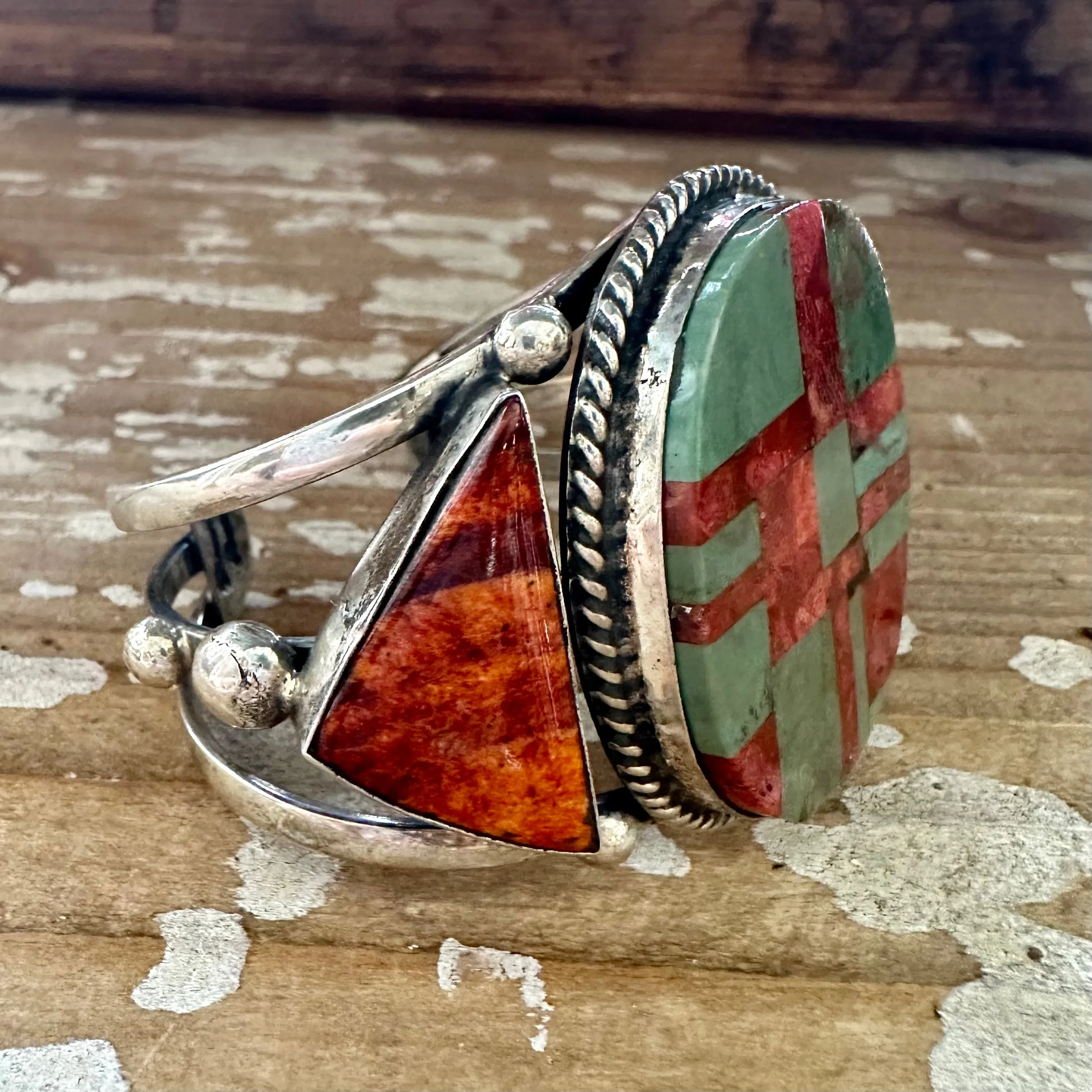 CHIMNEY BUTTE Sterling Silver, Spiny Oyster & Turquoise Inlay Cuff