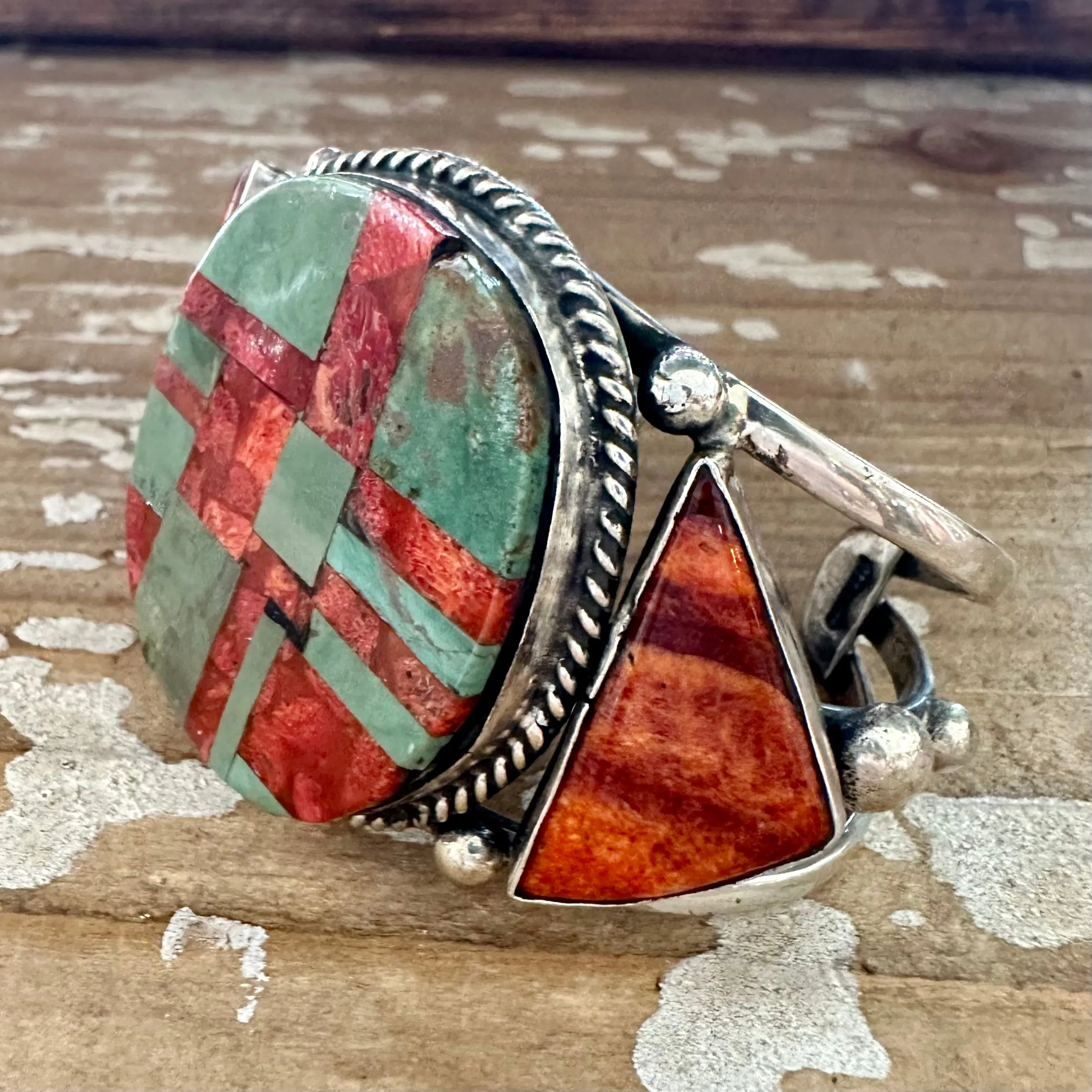 CHIMNEY BUTTE Sterling Silver, Spiny Oyster & Turquoise Inlay Cuff