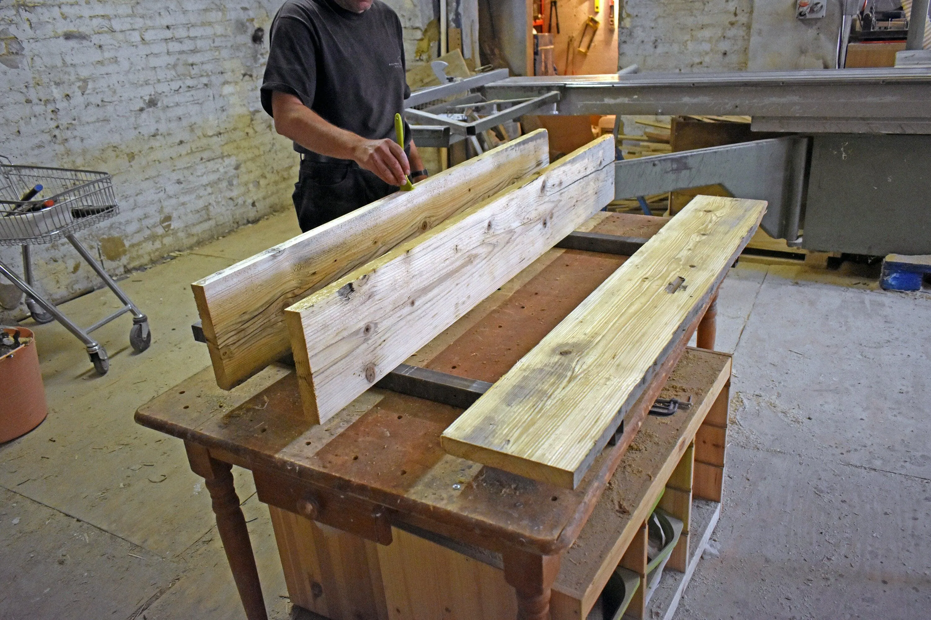 DOJO: Oval Reclaimed Coffee Table With Hairpin Legs