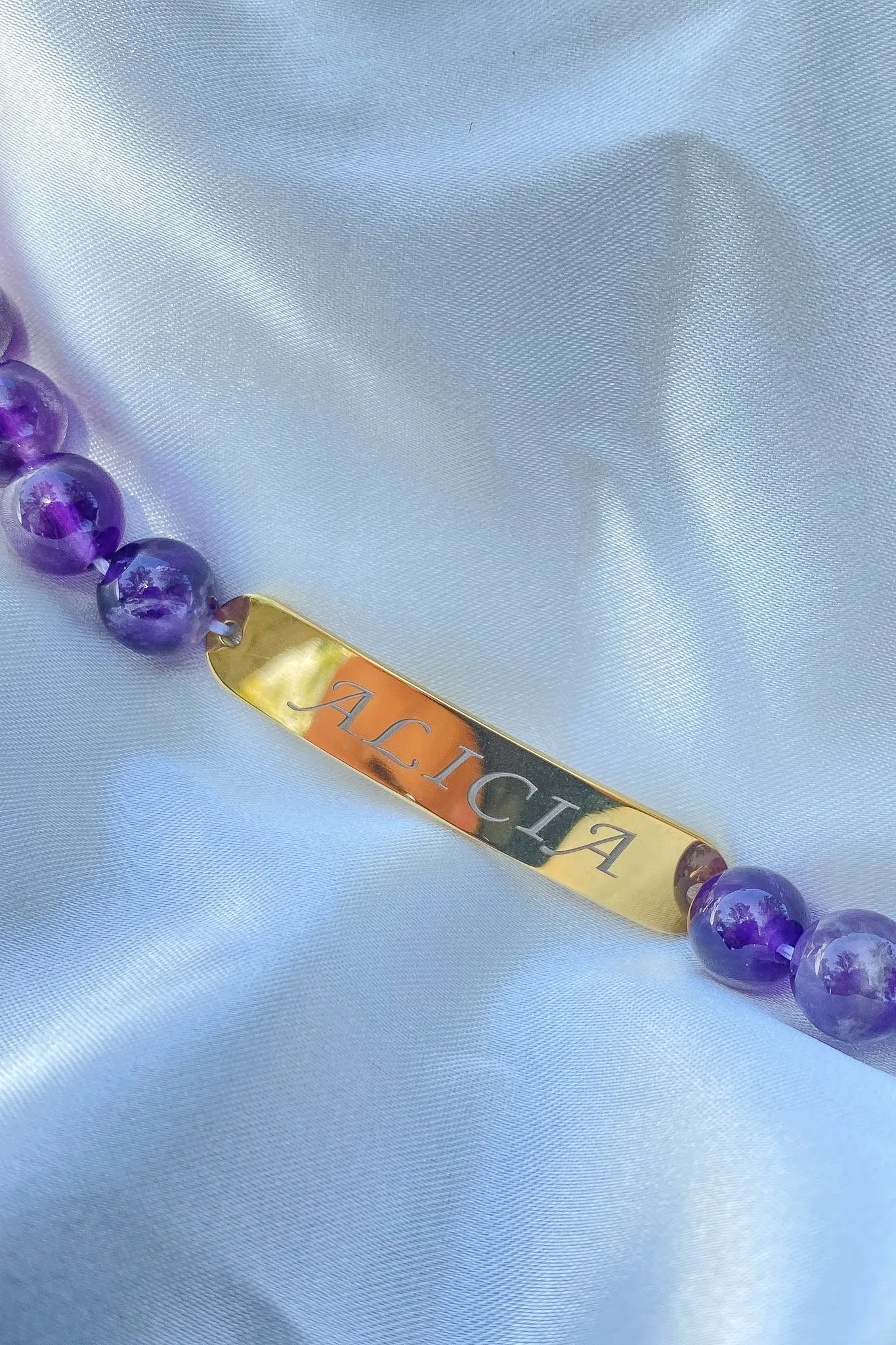 Engravable Amethyst Crystal Esclava Bracelet©