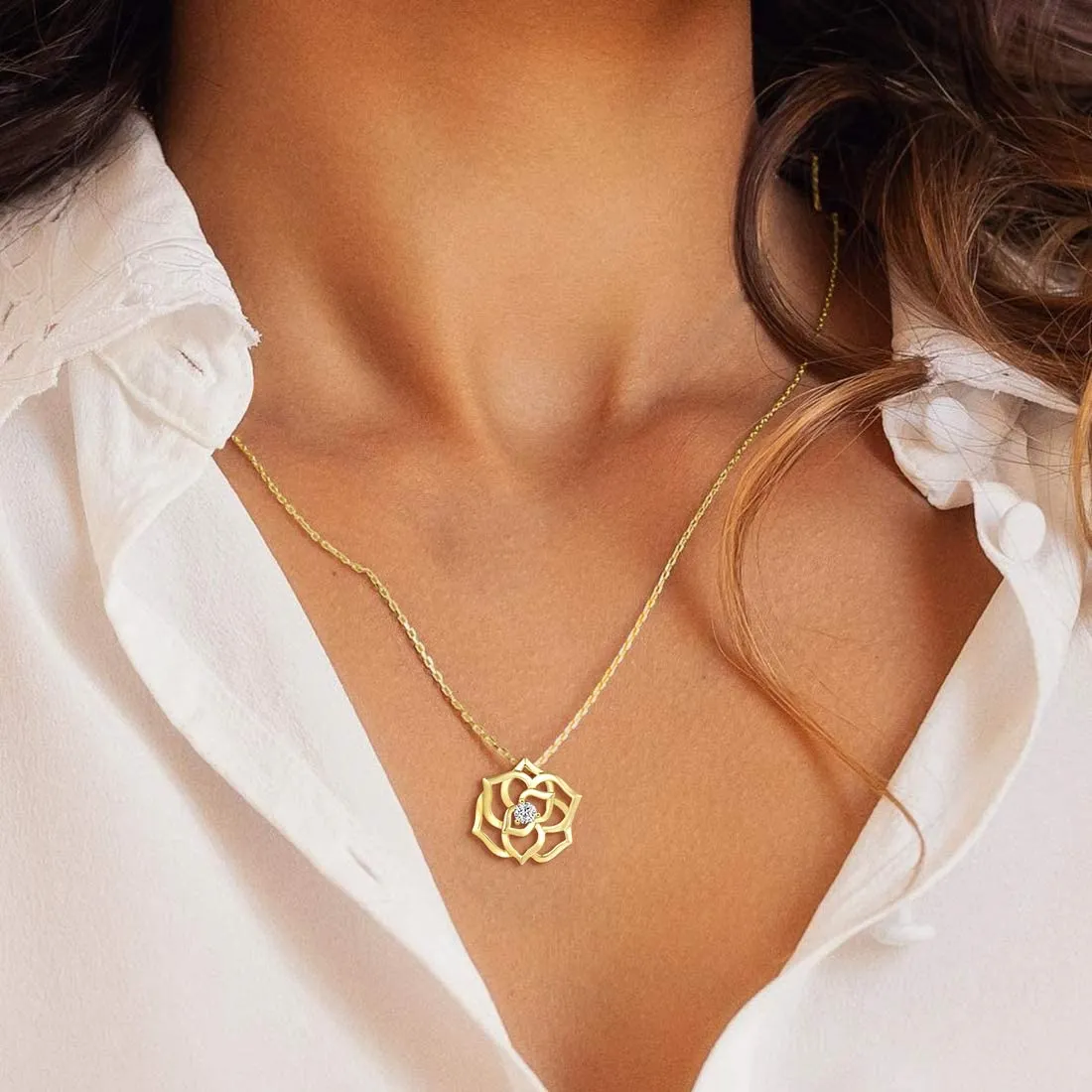 FANCIME "La Camellia" Camellia Flower 18K Solid Yellow Gold Necklace