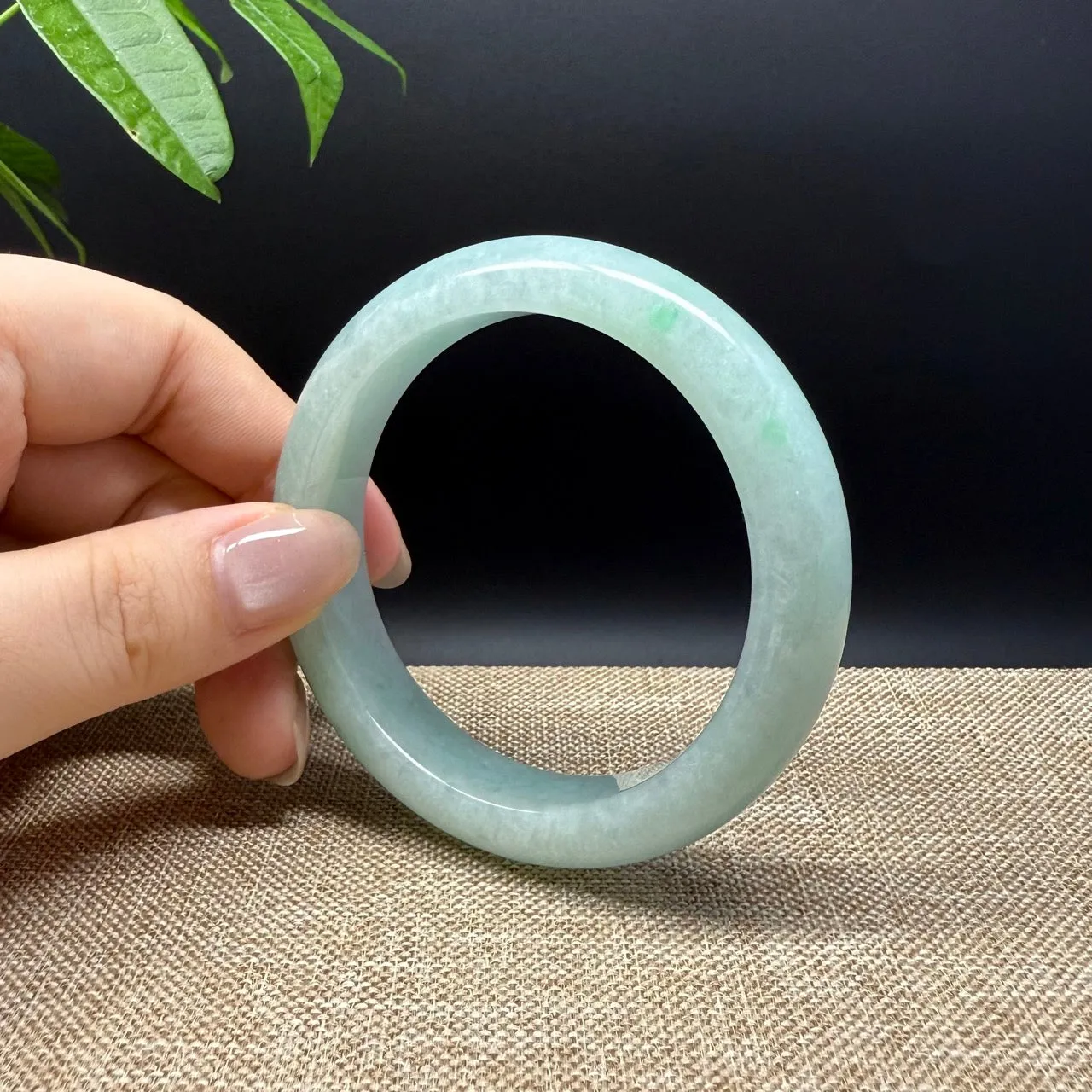 Genuine Burmese Green Jade Jadeite Bangle Bracelet ( 55.1mm )