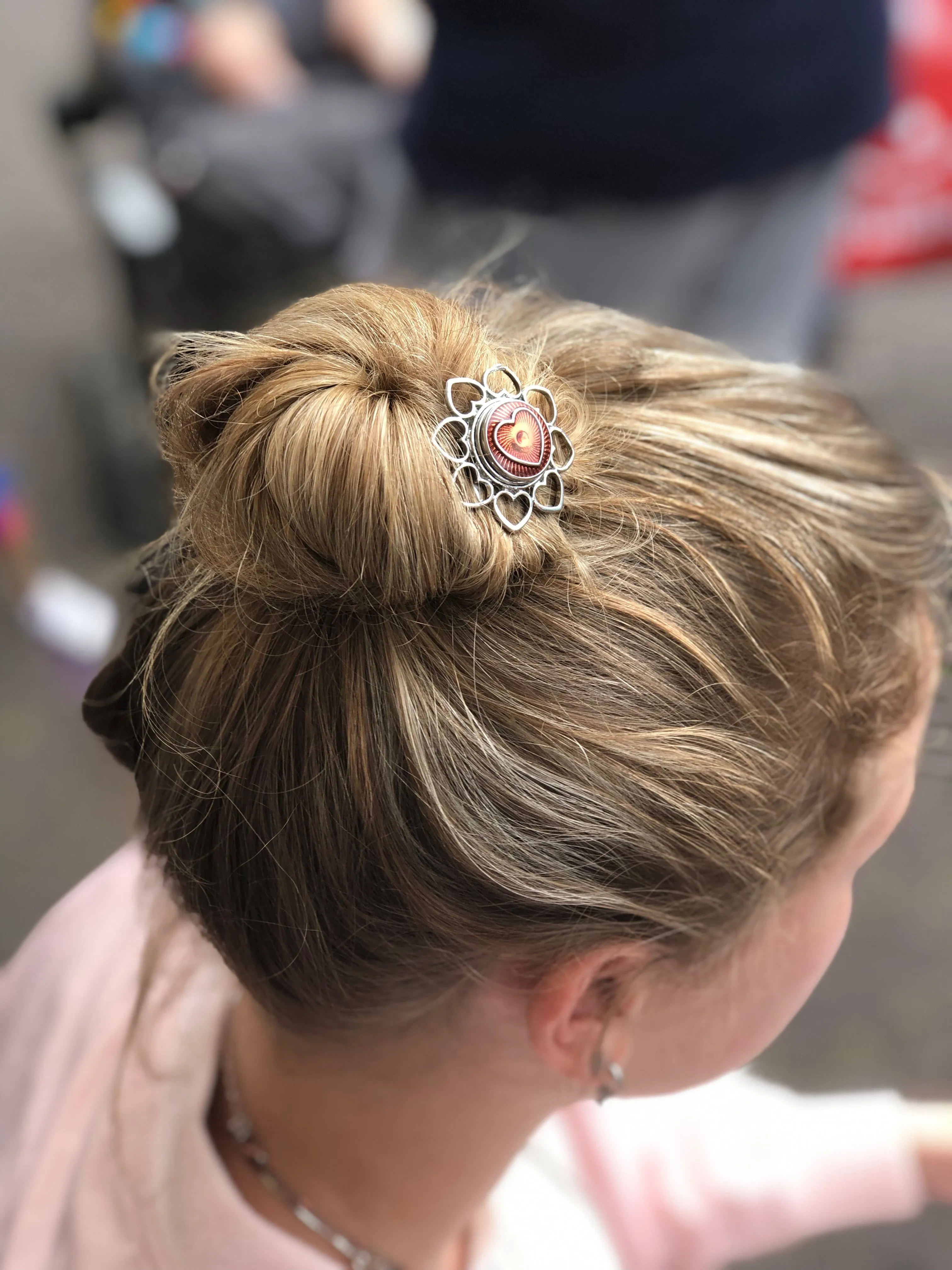 Hairpin Love - HAIRACCESSOIRE - incl. 3 gratis clickbuttons naar keuze