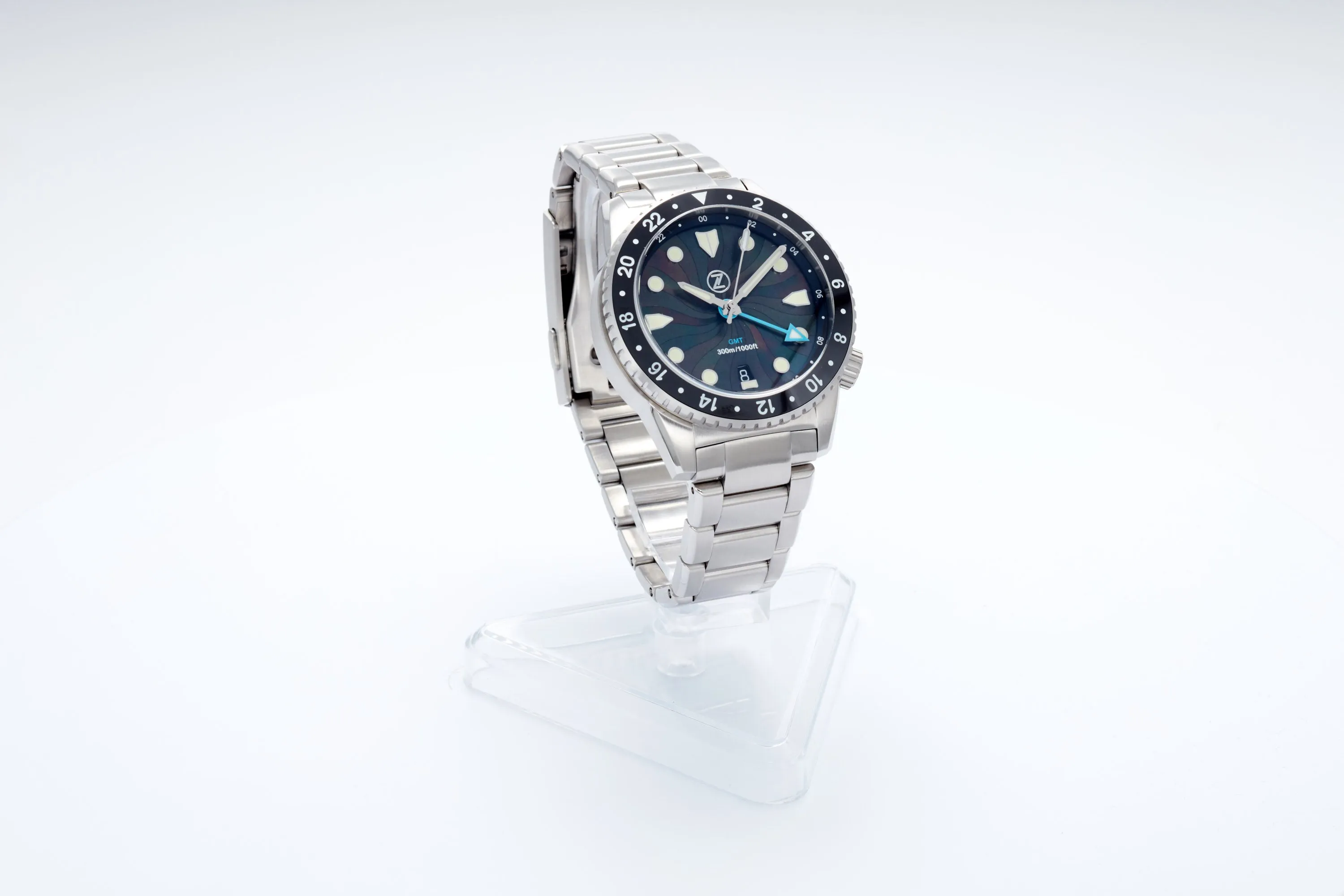 Mako 300m GMT 'Mosaic MOP'