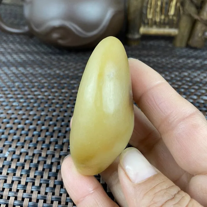 Natural Hetian Jade Rough Nephrite Raw (88g,6.4X3.7X2.6cm)