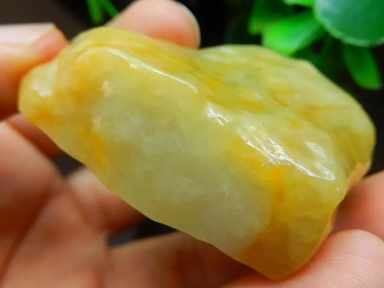 Natural Jade Rough Jadeite Raw (44g, 52X32X14.5mm)