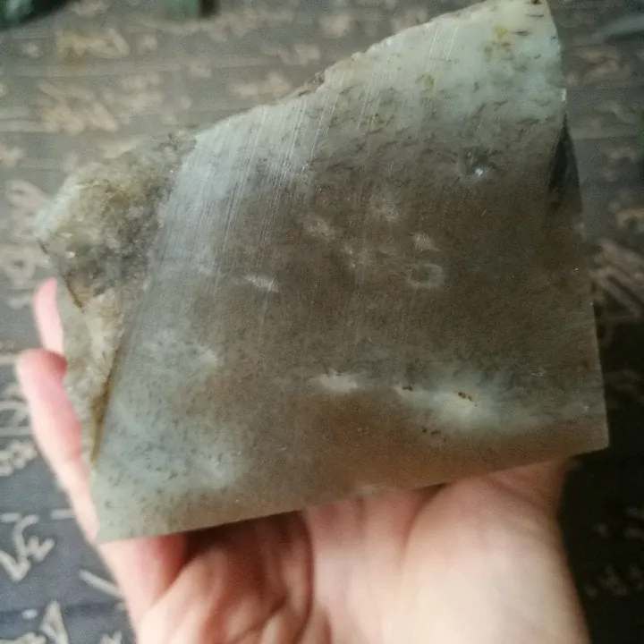 Natural Kunlun Jade Rough Nephrite Raw (1000g, 9X7X5cm)