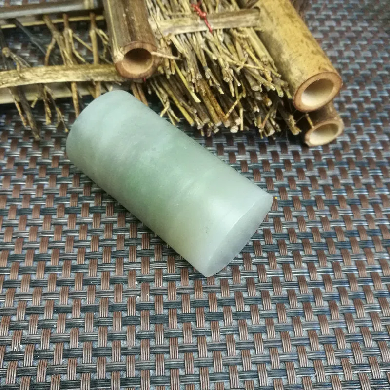 Natural Kunlun Jade Rough Nephrite Raw (128g,6X3cm)