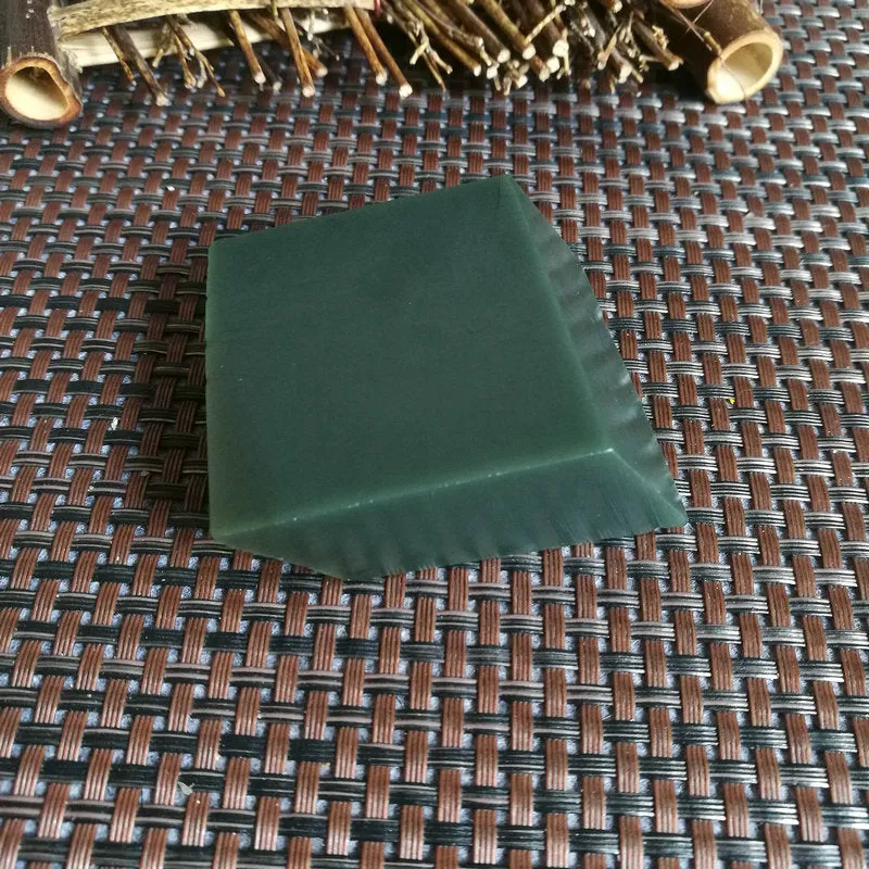 Natural Kunlun Jade Rough Nephrite Raw (129g,5X4.8X2cm)