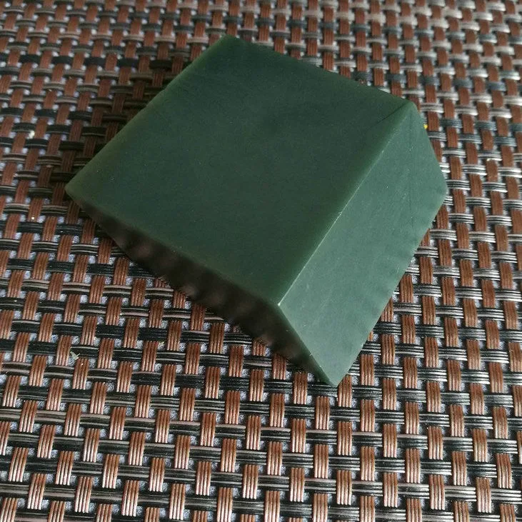 Natural Kunlun Jade Rough Nephrite Raw (129g,5X4.8X2cm)