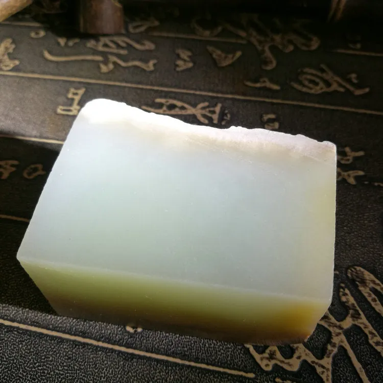 Natural Kunlun Jade Rough Nephrite Raw (132g, 5.5X3.5X2.7cm)