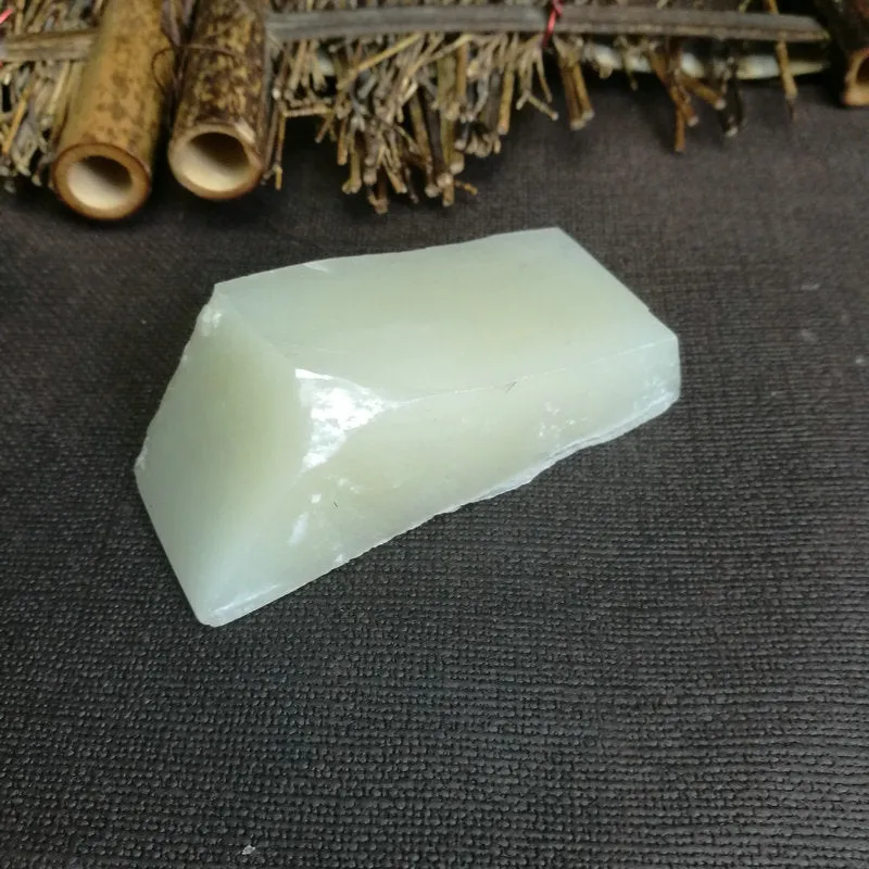 Natural Kunlun Jade Rough Nephrite Raw (132g,7.6X3.5X2.5cm)