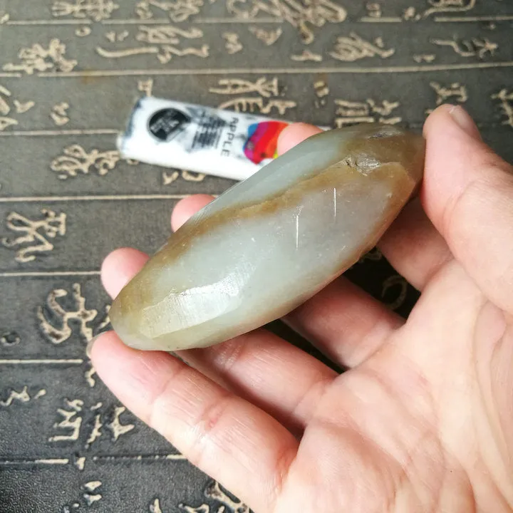 Natural Kunlun Jade Rough Nephrite Raw (153g, 7.7X5X2.5cm)