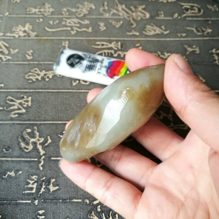 Natural Kunlun Jade Rough Nephrite Raw (153g, 7.7X5X2.5cm)