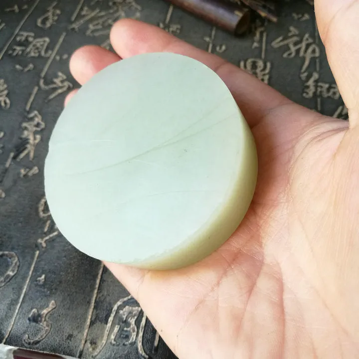 Natural Kunlun Jade Rough Nephrite Raw (158g, 5.8X5.8X1.9cm)