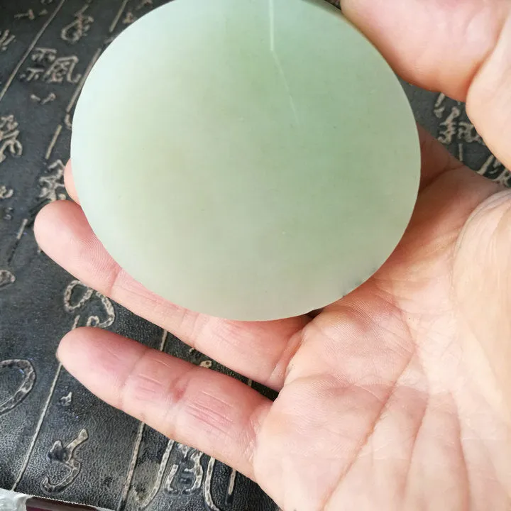 Natural Kunlun Jade Rough Nephrite Raw (158g, 5.8X5.8X1.9cm)