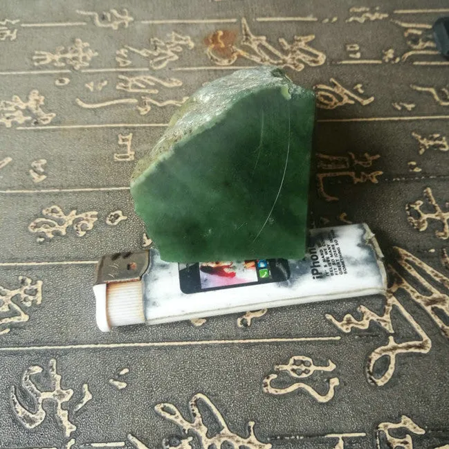 Natural Kunlun Jade Rough Nephrite Raw (184g, 5.5X4.6X4.5cm)