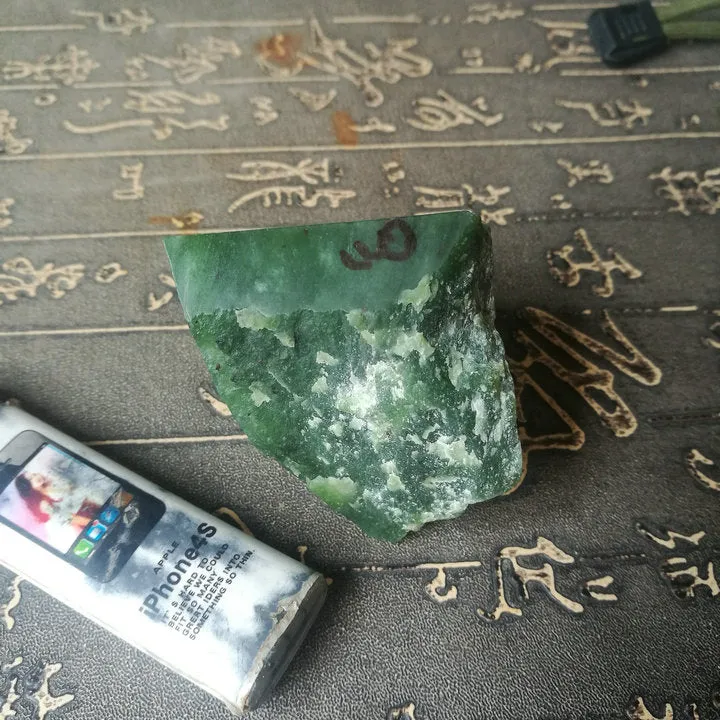 Natural Kunlun Jade Rough Nephrite Raw (184g, 5.5X4.6X4.5cm)