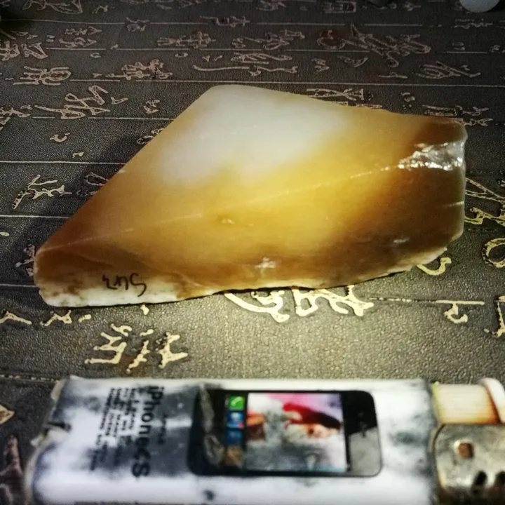 Natural Kunlun Jade Rough Nephrite Raw (234g, 9.5X5.5X3cm)