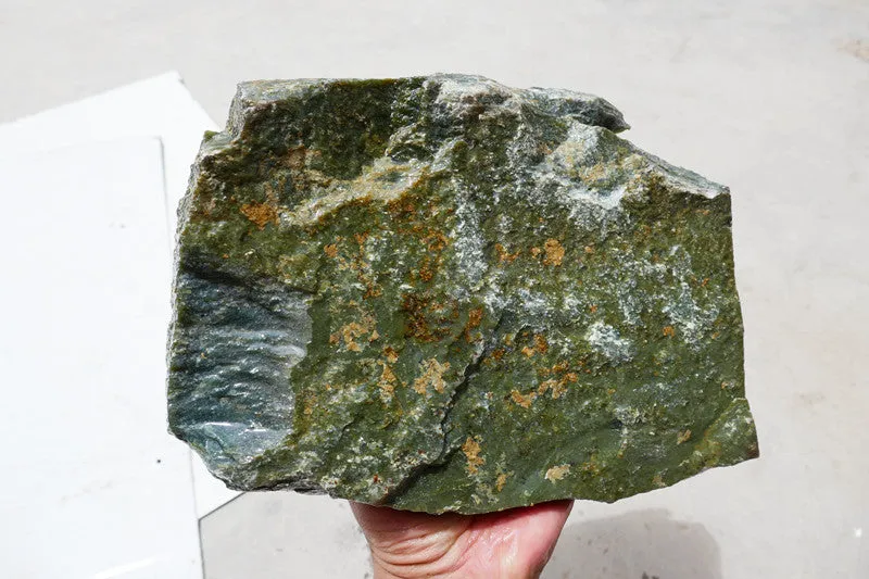 Natural Kunlun Jade Rough Nephrite Raw (2.3kg, 22X17X2cm)