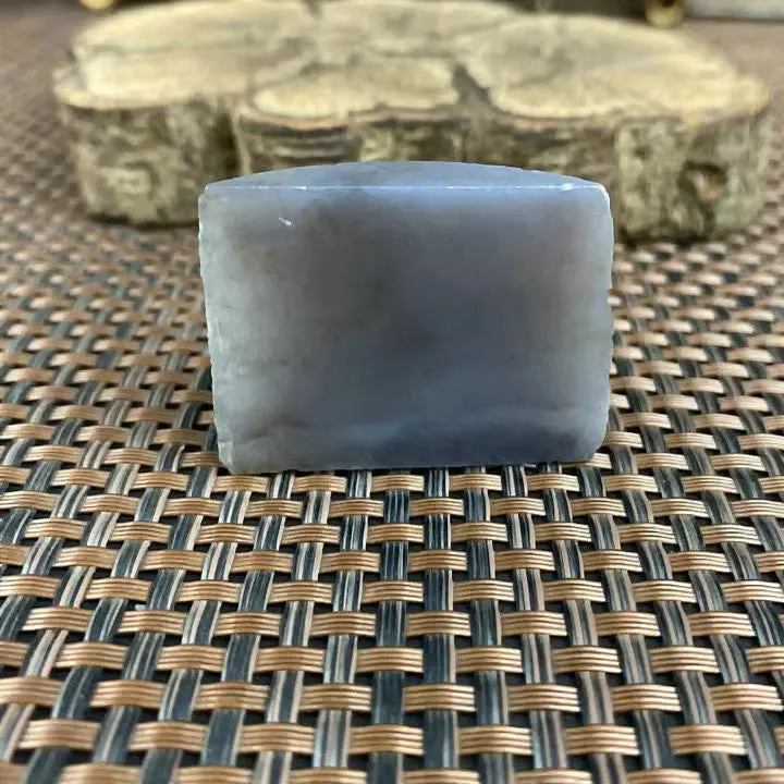 Natural Kunlun Jade Rough Nephrite Raw (24g,4.1X3.2X0.96cm)