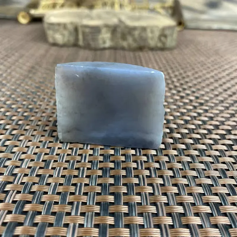 Natural Kunlun Jade Rough Nephrite Raw (24g,4.1X3.2X0.96cm)