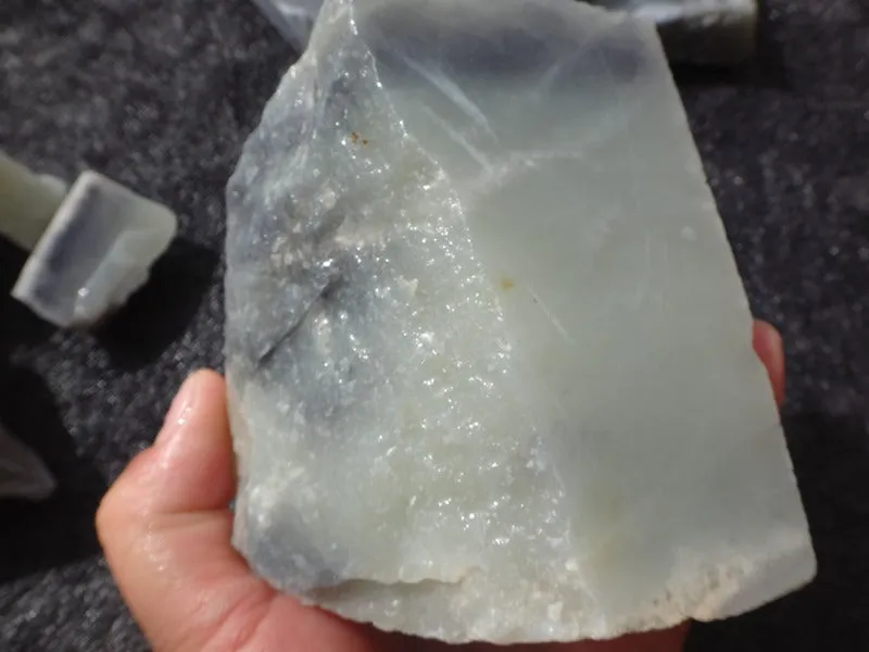 Natural Kunlun Jade Rough Nephrite Raw 2.4kg