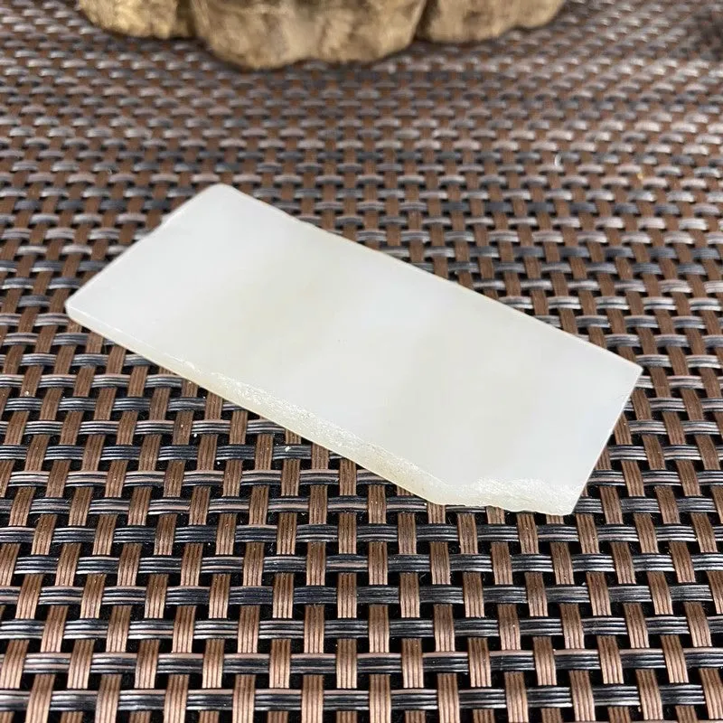 Natural Kunlun Jade Rough Nephrite Raw (37g,8.3X3.6X0.4cm)