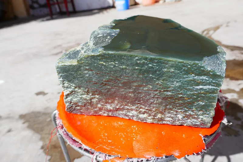 Natural Kunlun Jade Rough Nephrite Raw (4.8kg, 16X15X9cm)