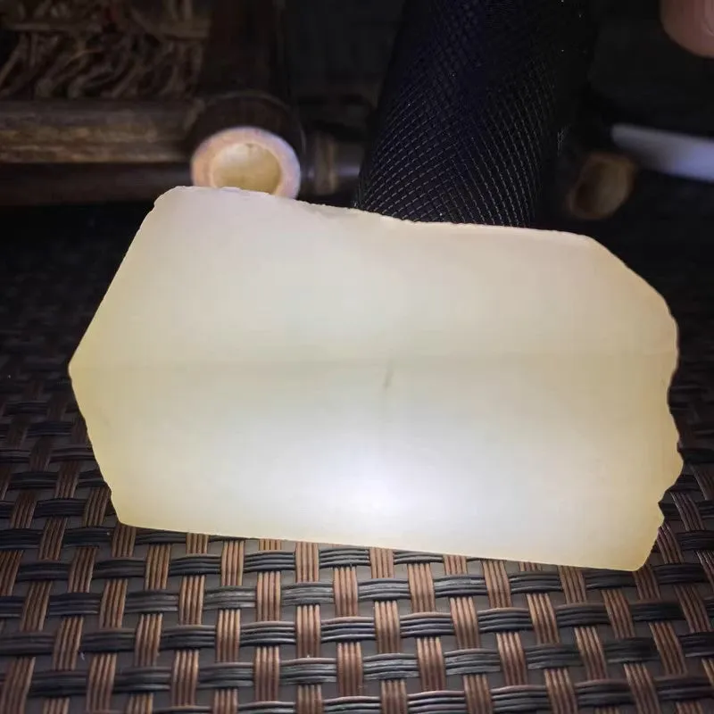 Natural Kunlun Jade Rough Nephrite Raw (74g,5.7X3.1X2.1cm)