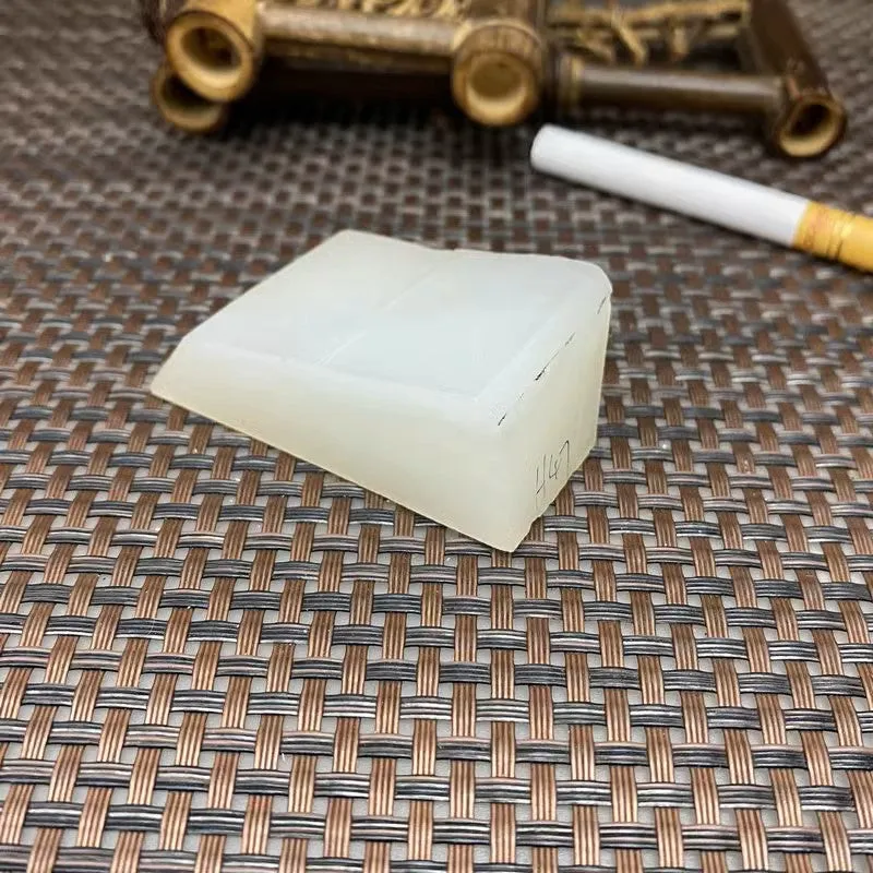 Natural Kunlun Jade Rough Nephrite Raw (74g,5.7X3.1X2.1cm)