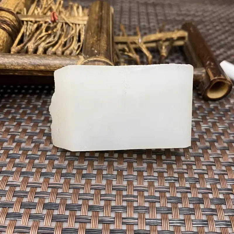 Natural Kunlun Jade Rough Nephrite Raw (74g,5.7X3.1X2.1cm)