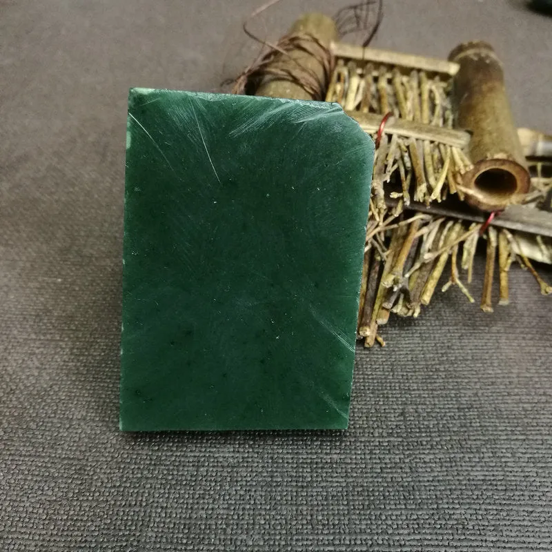 Natural Kunlun Jade Rough Nephrite Raw (89g,6X4.5X1.1cm)