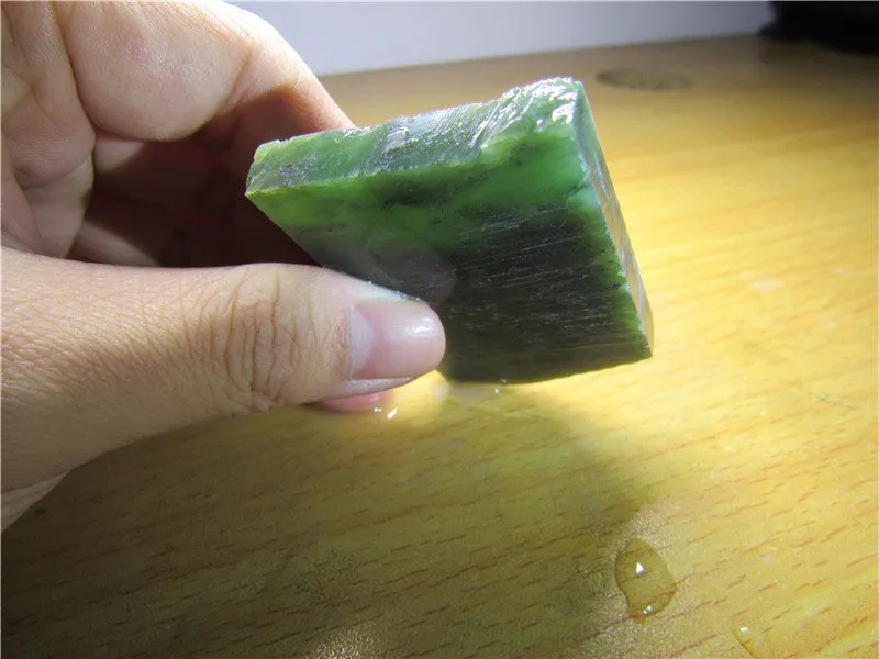 Natural Siberian Jade Rough Russia nephrite Raw (60.23g, 61X39X8mm)