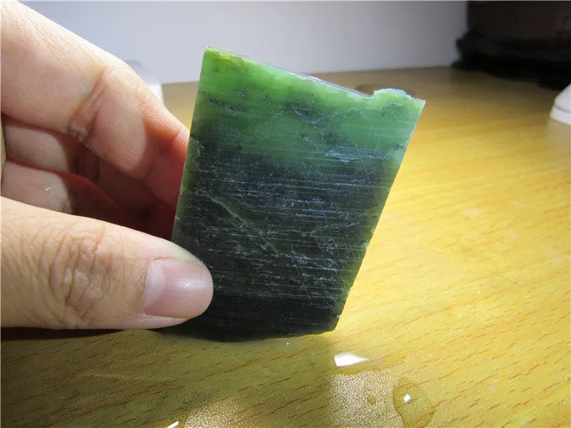 Natural Siberian Jade Rough Russia nephrite Raw (60.23g, 61X39X8mm)