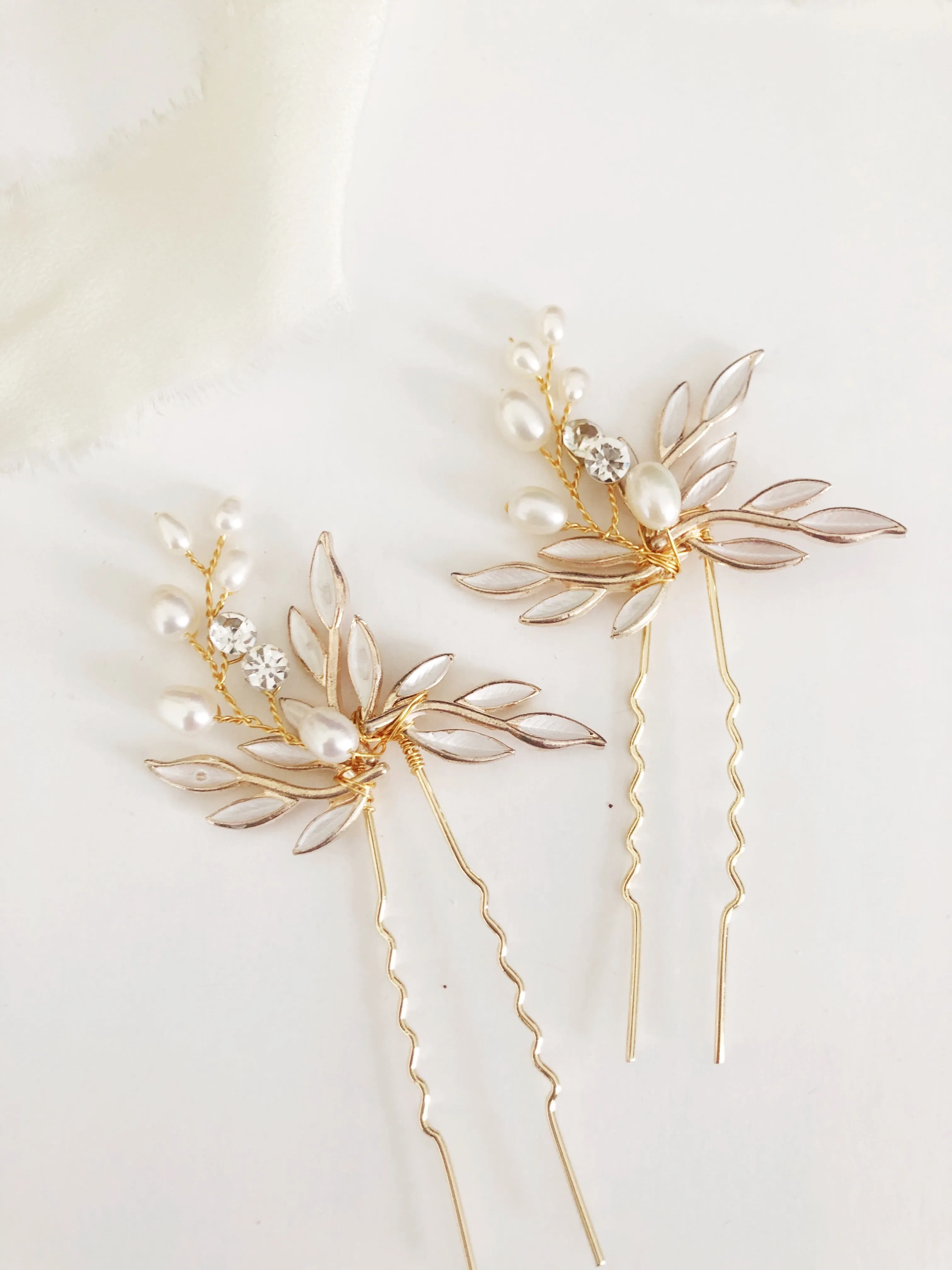 Paola Pearl Blush Hair Pin Set