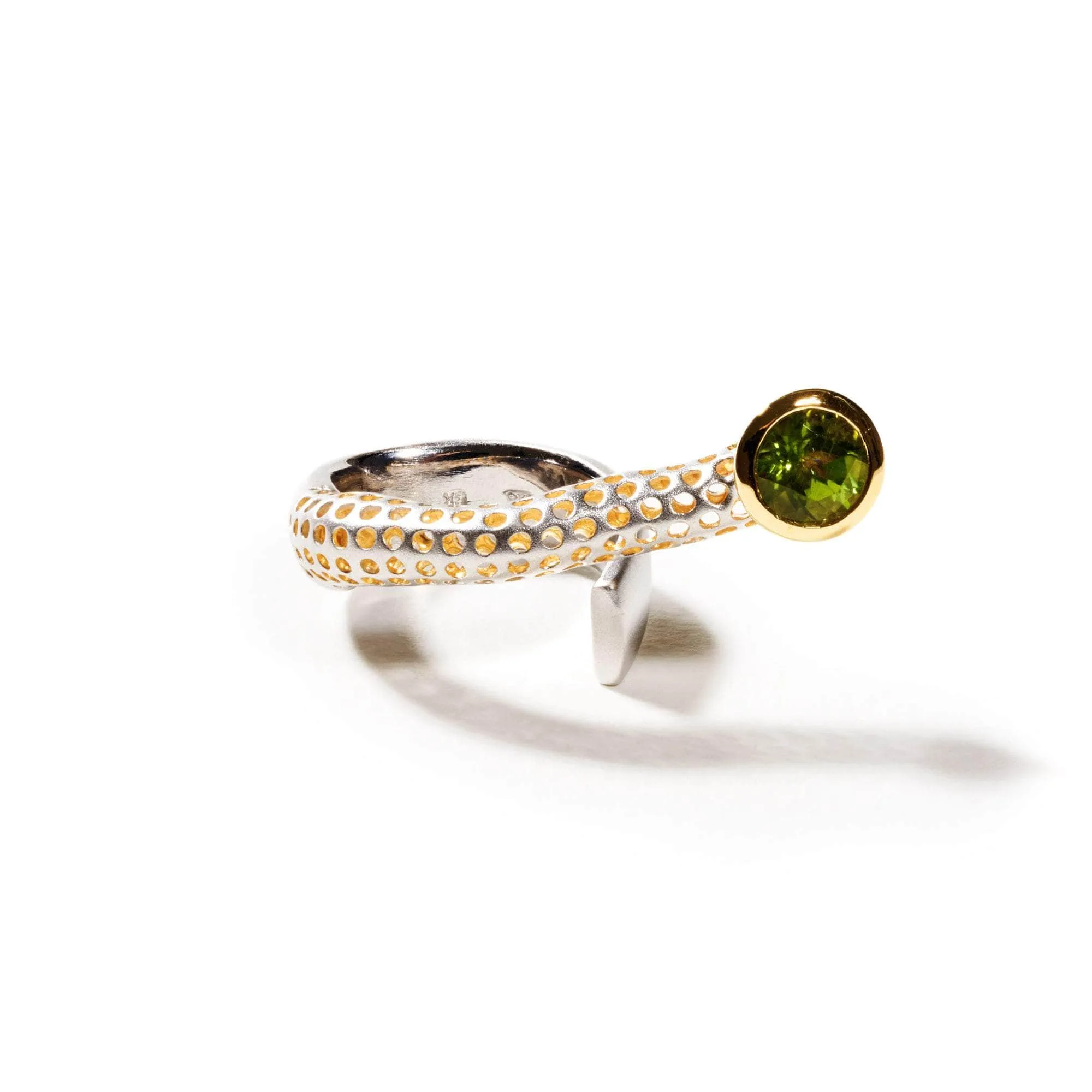 Vibrante Peridot Ring