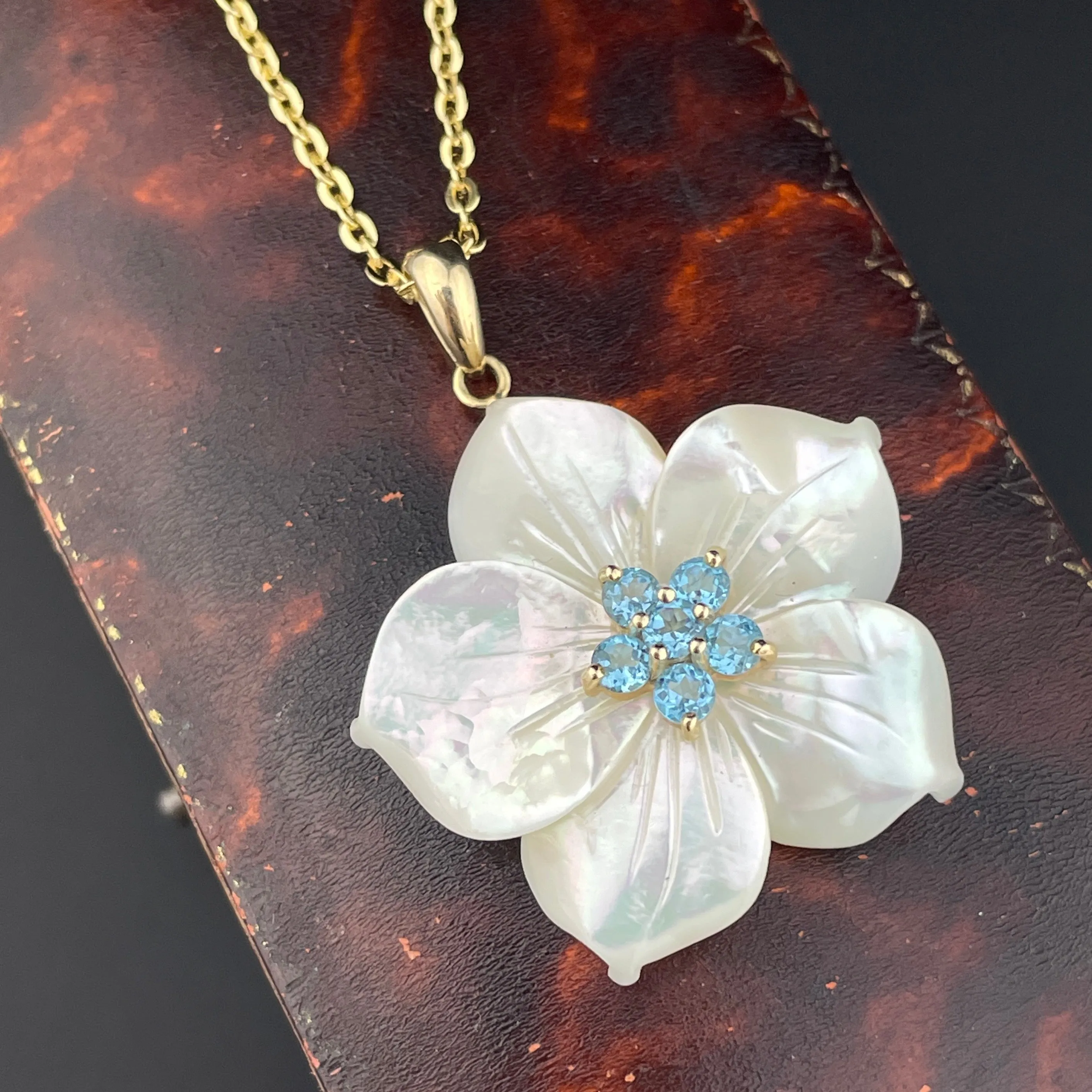 Vintage Gold Blue Topaz Mother of Pearl Flower Pendant Necklace