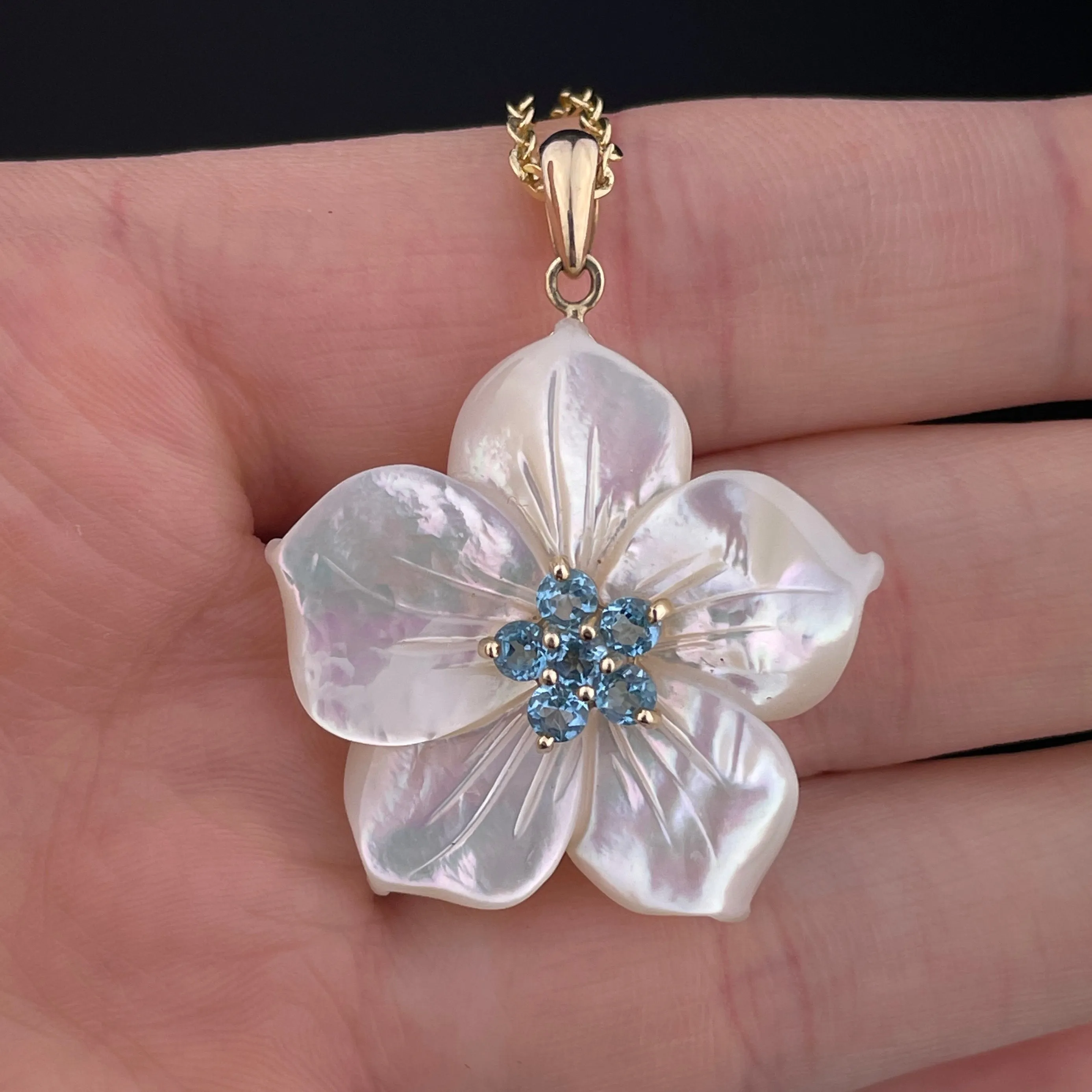 Vintage Gold Blue Topaz Mother of Pearl Flower Pendant Necklace