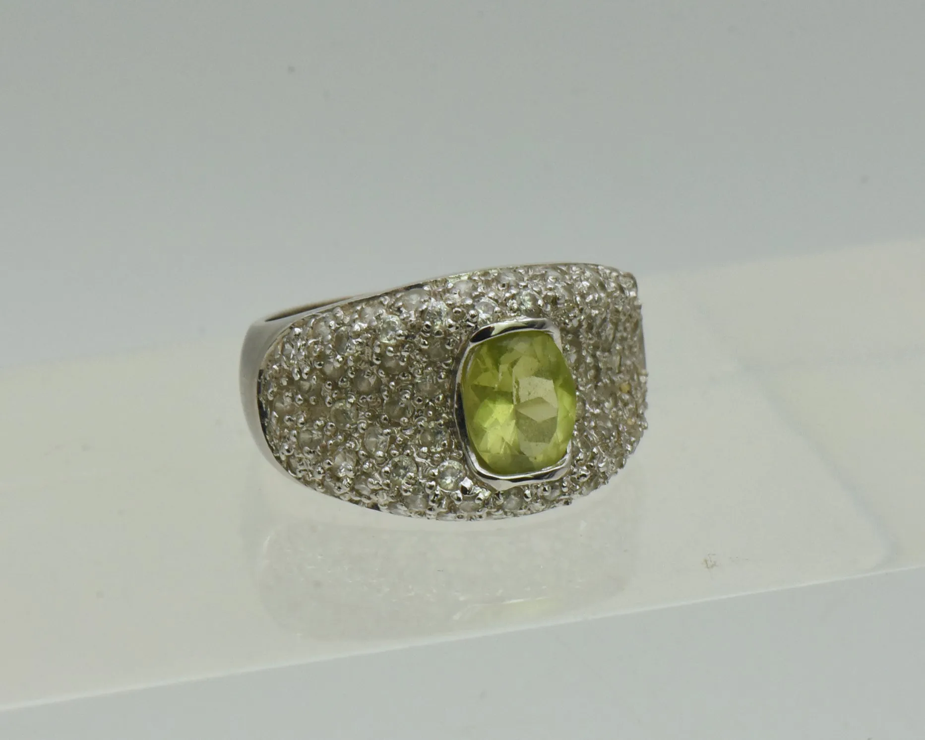 Vintage Sterling Silver Peridot and Rhinestones Saddle Ring - Size 6